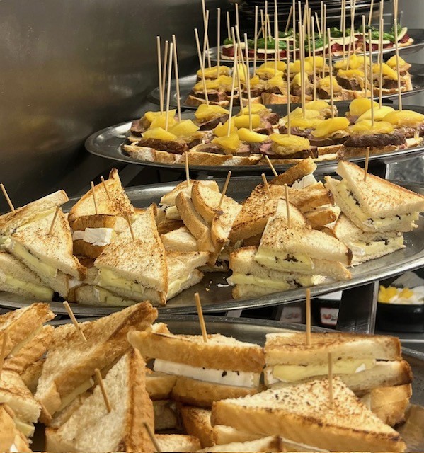 DIJOUS, NIT DE PINTXOS